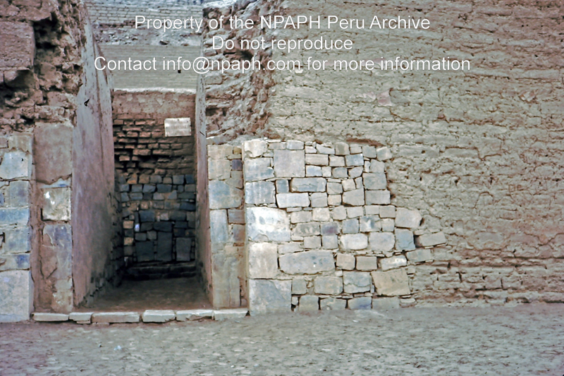Pachacamac (major long – occupied site) (May 1975; ID: cTugenpPeru0008; Source: slide; Depository: NPAPH; Creator: Philip Tugendrajch)