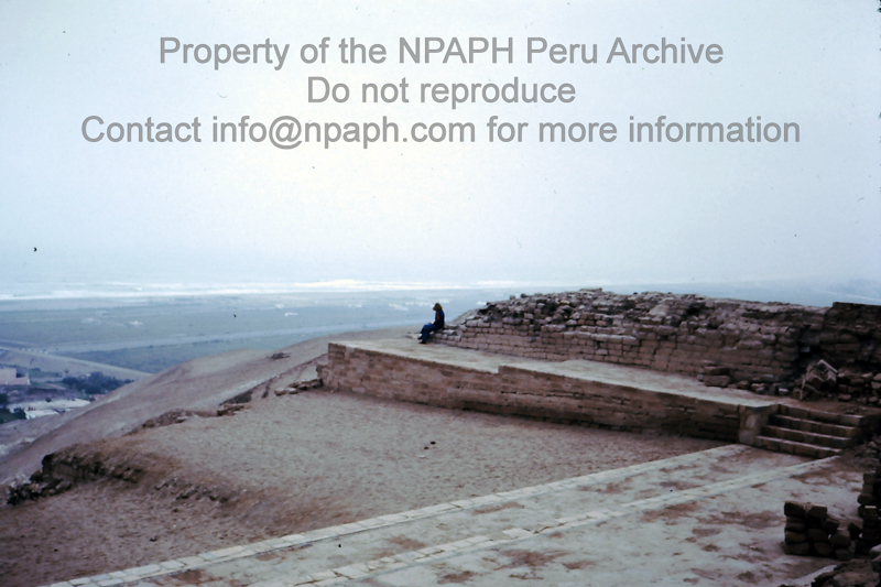 Pachacamac (major long – occupied site); note coastal climate of desert with fog (May 1975; ID: cTugenpPeru0011; Source: slide; Depository: NPAPH; Creator: Philip Tugendrajch)