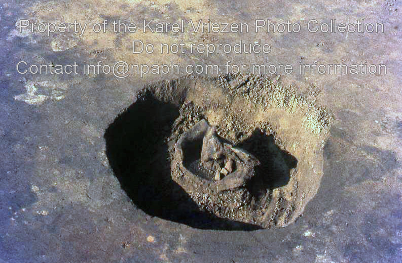 Pottery found at the excavation of a Late Bronze Age settlement and grave field in “Laag Spul” (Hilvarenbeek) (Sep-Oct 1969; ID: cVriezenpHil006; Source: slide; Repository: NPAPH; Creator: K. Vriezen)
